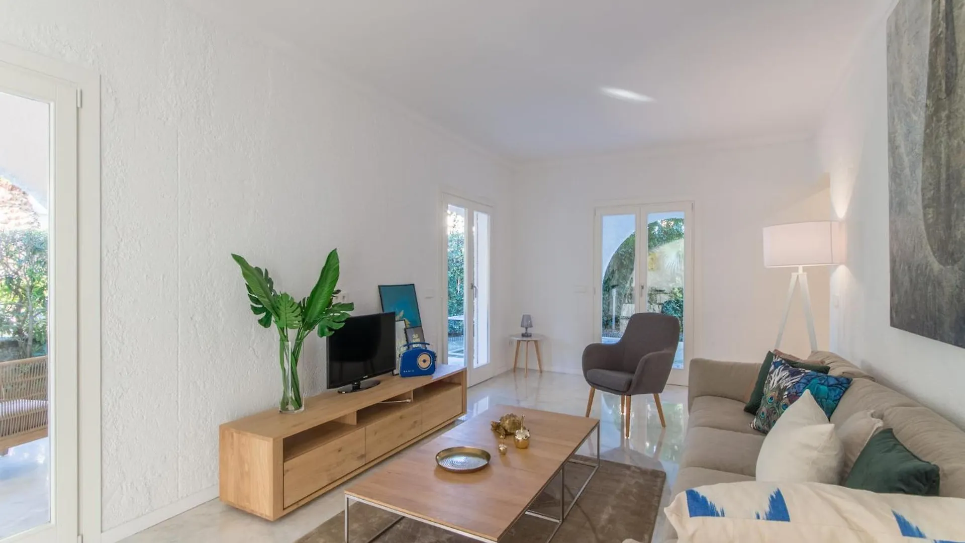 Beach House In Playa De Muro